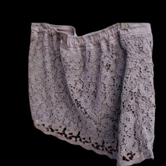 Abercrombie Gray Lace mini L - Picture 2 of 10